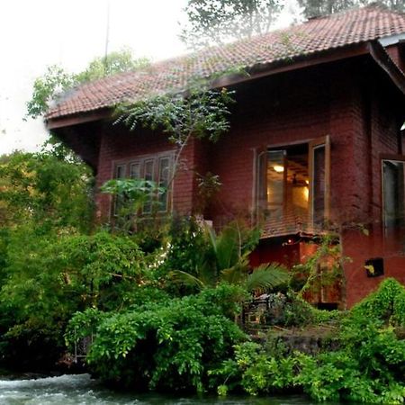 The Rippling Edge - River Front Property Karjat Bagian luar foto