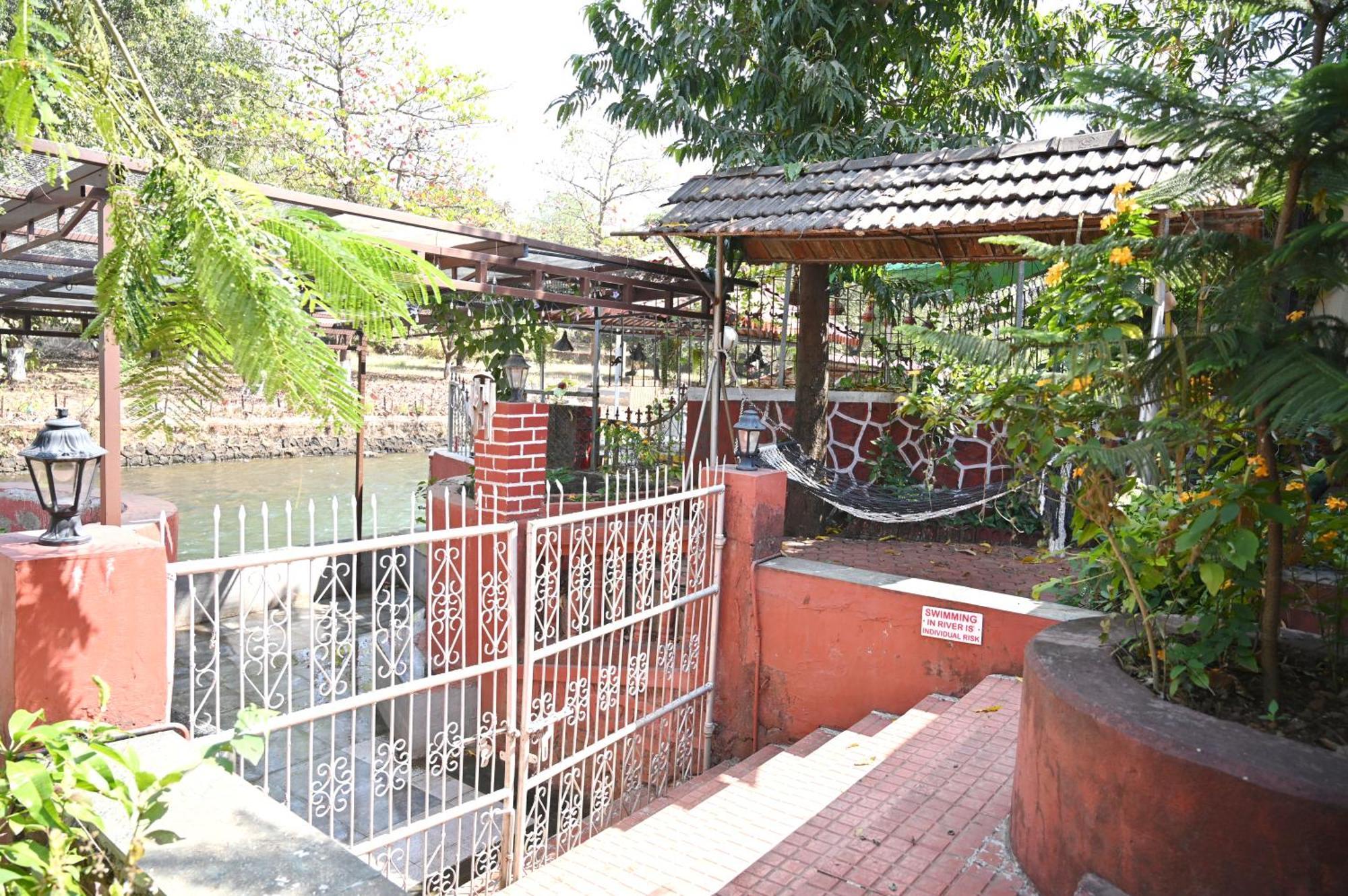 The Rippling Edge - River Front Property Karjat Bagian luar foto